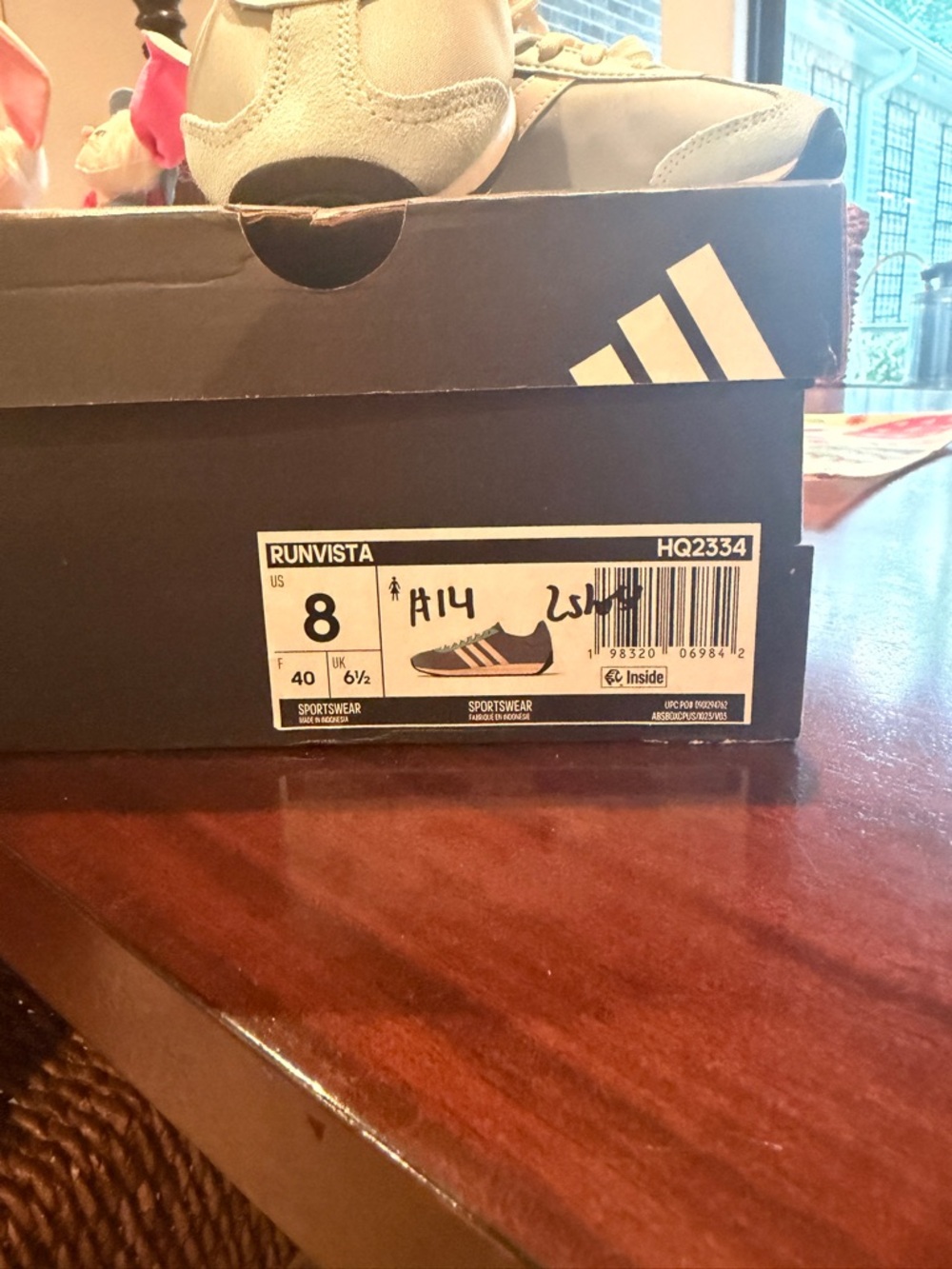 Adidas Runvista Sneakers - Light Green and Black Accents - Picture 2 of 6